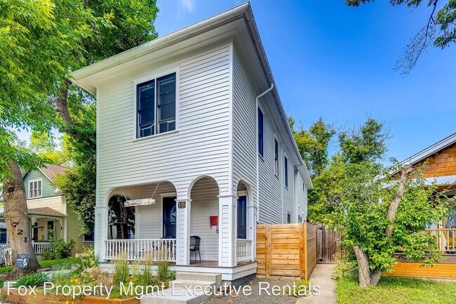 Building Photo - 4 br, 3.5 bath House - 721 Grant Ave