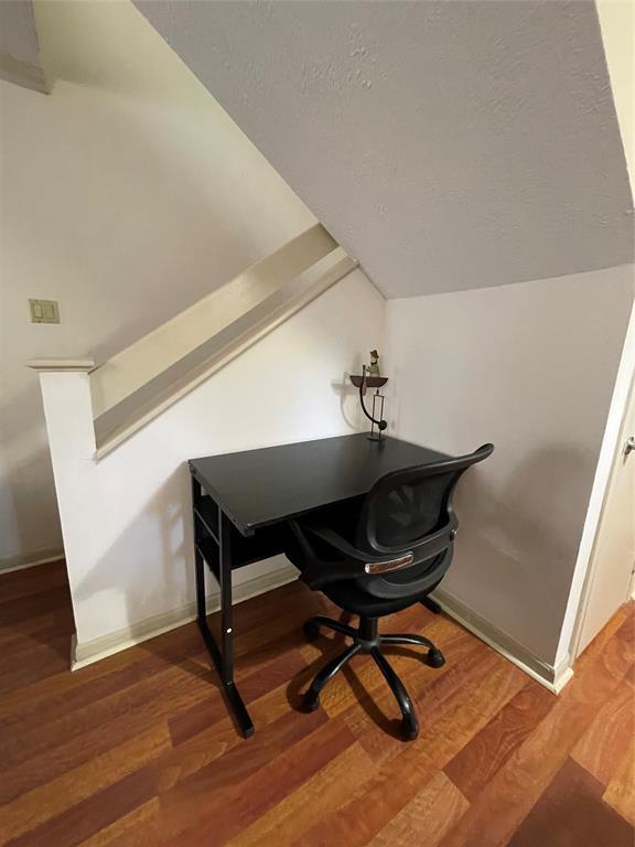 Building Photo - 1506 Forest Trail
