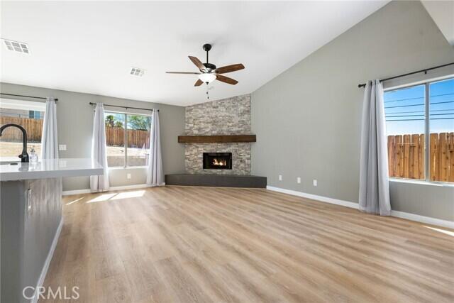 Foto del edificio - 12920 Maui Way