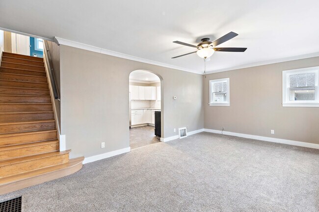 Foto del edificio - 227 E 17th Ave
