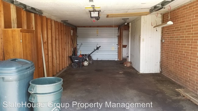 Building Photo - 2114 Ranch Ave