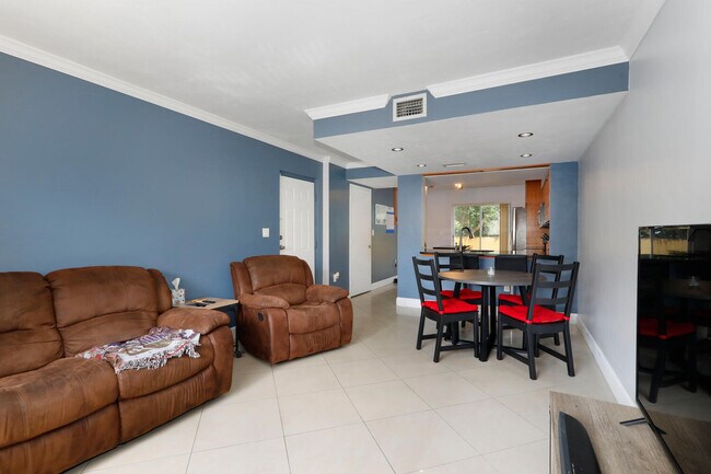 Building Photo - 8240 SW 149th Ct