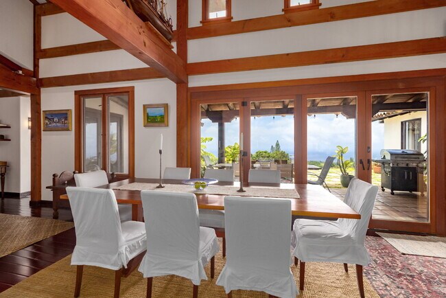 Foto del edificio - Furnished Spacious Hawaii Retreat with Sweeping Ocean Views