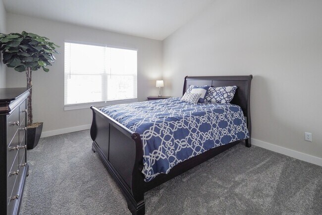 Foto del edificio - 6639 Mill Creek Dr