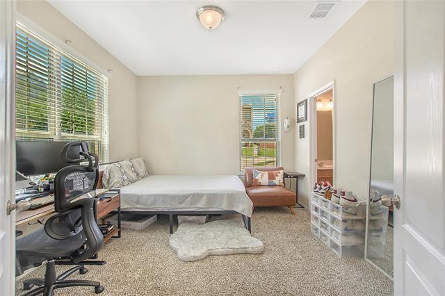Foto del edificio - 2142 Mcparland Ct