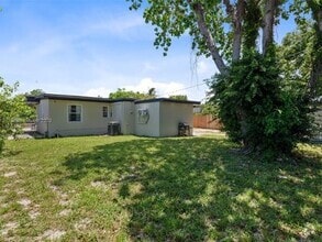 Building Photo - 545 NW 116th Terrace