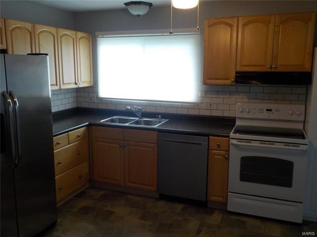 Building Photo - 1227 Parody Ln