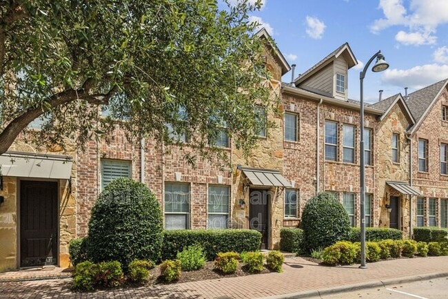 Foto del edificio - 5729 Knox Dr