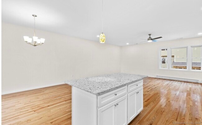 Building Photo - 455 Sherman Ave