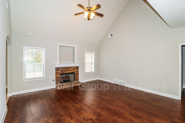 Building Photo - 3455 Valley Chase Ln
