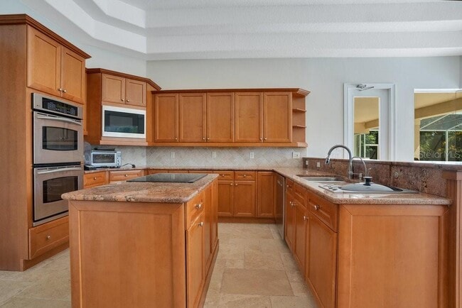 Foto del edificio - 8527 Summerville Pl