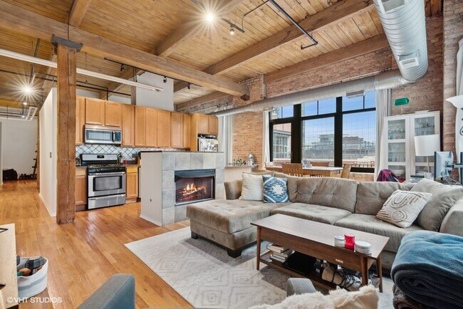Building Photo - 625 W Jackson Blvd