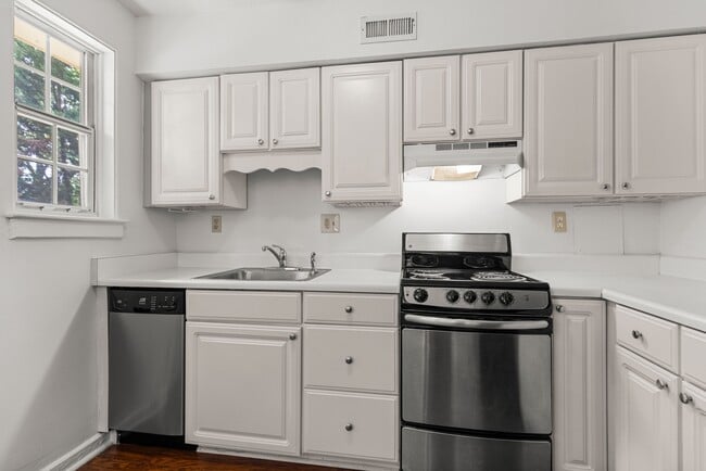 Building Photo - Riverside Condominiums