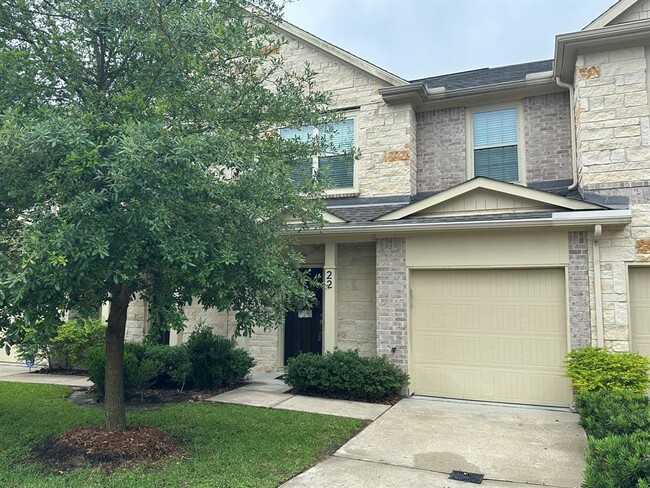 Building Photo - 16020 Fountainview Dr