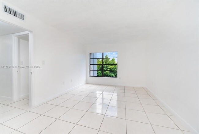 Foto del edificio - 13870 SW 62nd St