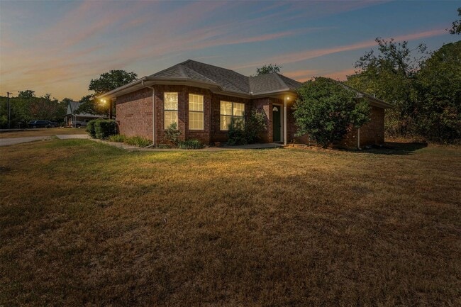 Foto del edificio - Charming Home In Weatherford