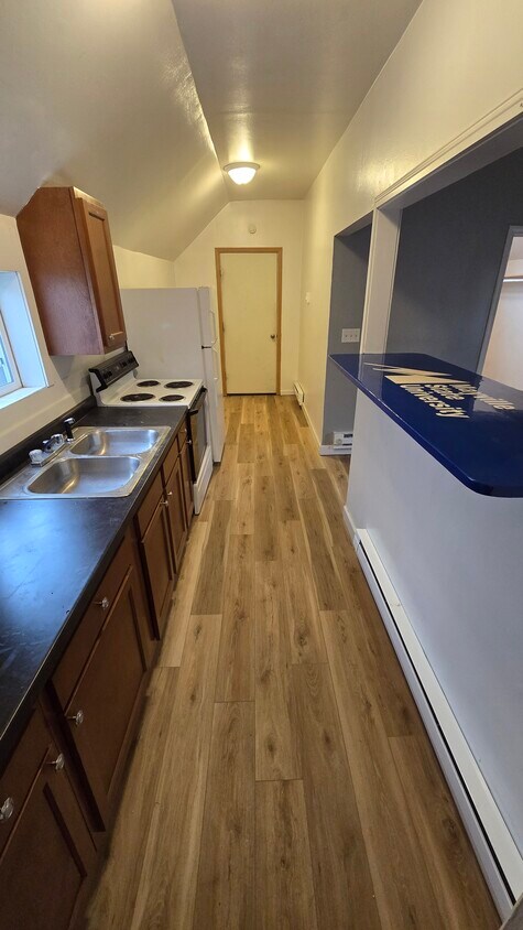 Primary Photo - 37 1st Ave SE