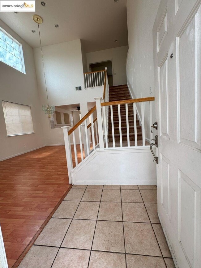 Building Photo - 645 Rockspray Cir