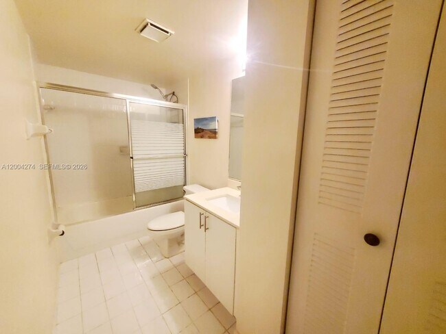 Building Photo - 80 S Shore Dr