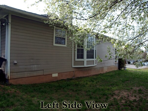 Building Photo - 439 Oriole Dr