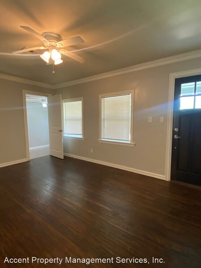 Foto del edificio - 2 br, 2 bath House - 828 North Marion Avenue
