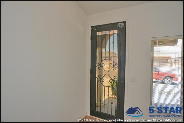 Foto del edificio - 4 bedroom in El Paso TX 79938
