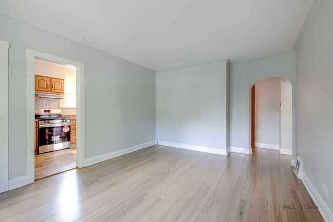 Building Photo - 1632 Mt Pleasant St