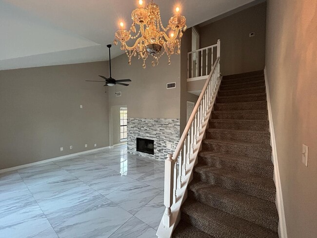 Building Photo - 14210 Orchard Farms Ln