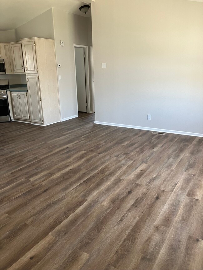 Building Photo - Canyon View Homes