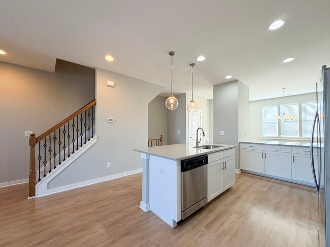 Building Photo - 6623 Perry Creek Rd