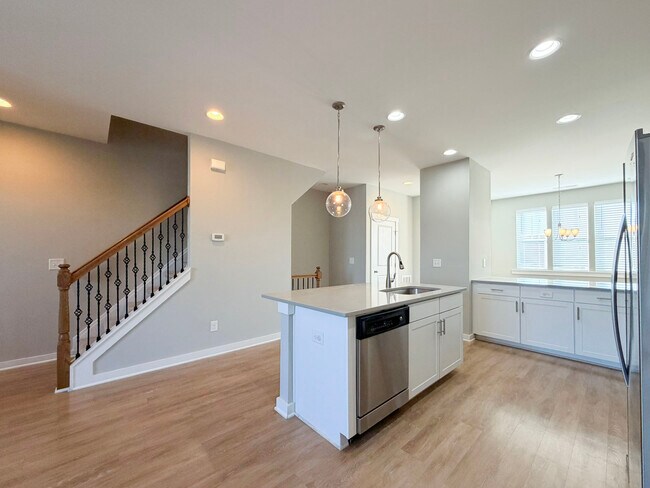 Foto del edificio - 6623 Perry Creek Rd