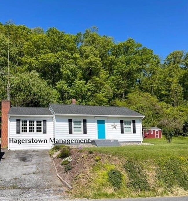 Building Photo - 12908 Pecktonville Rd