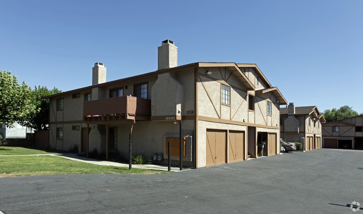 Primary Photo - Casa Valencia