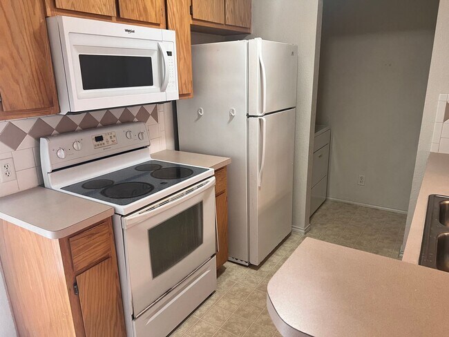 Building Photo - 5702 Allstar Ct