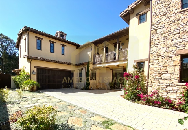 Building Photo - 347 Island Oak Ln