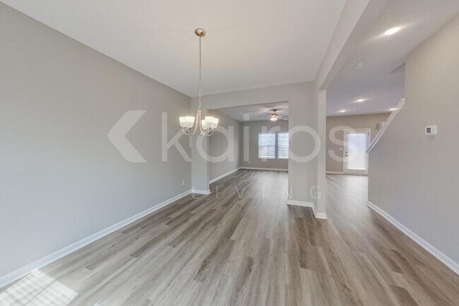 Foto del edificio - 5016 Cobalt Fls Bnd