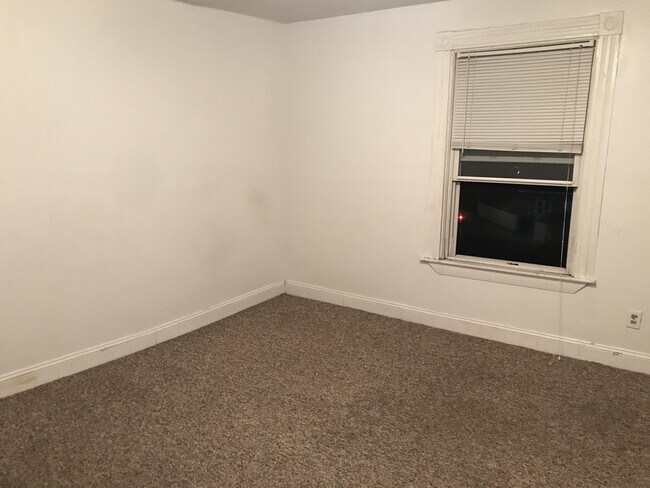 Building Photo - 17A Gordon St