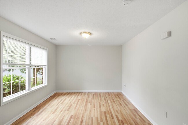 Foto del edificio - 424 Ridgefield Ave