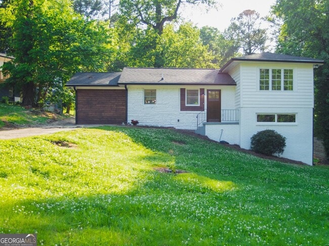 Foto del edificio - 3561 Misty Valley Rd