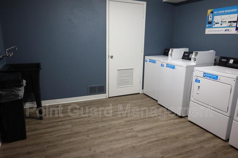 Foto del edificio - 844 N Waco Ave