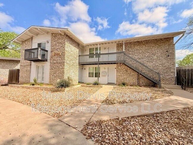 Foto del edificio - 2504 Manor Cir