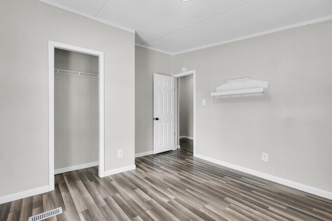 Foto del edificio - 309 N Winchester Ln