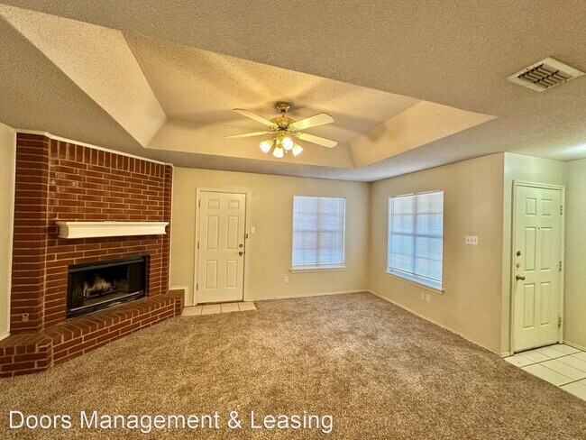 Foto del edificio - 3 br, 2 bath House - 222 Grover Avenue