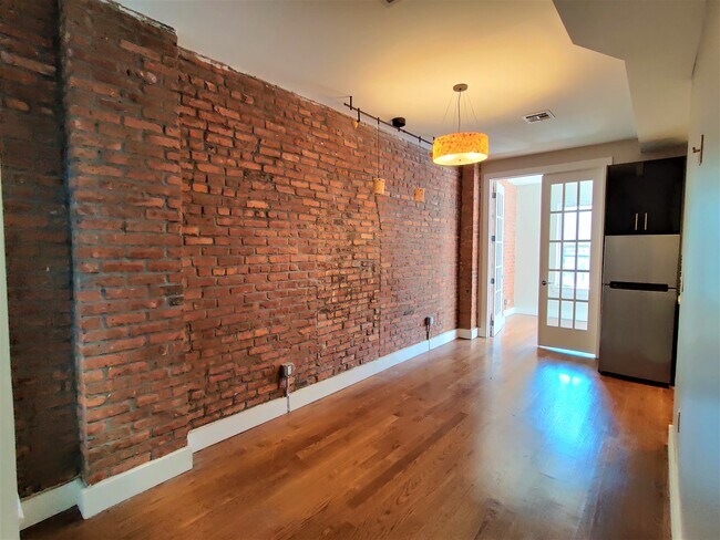 Building Photo - 1297 St Johns Pl