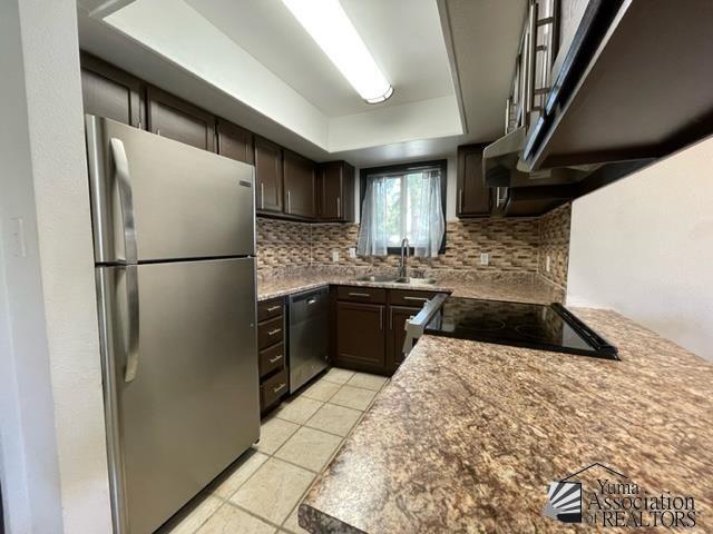 Foto del edificio - 10642 S Camino Del Sol