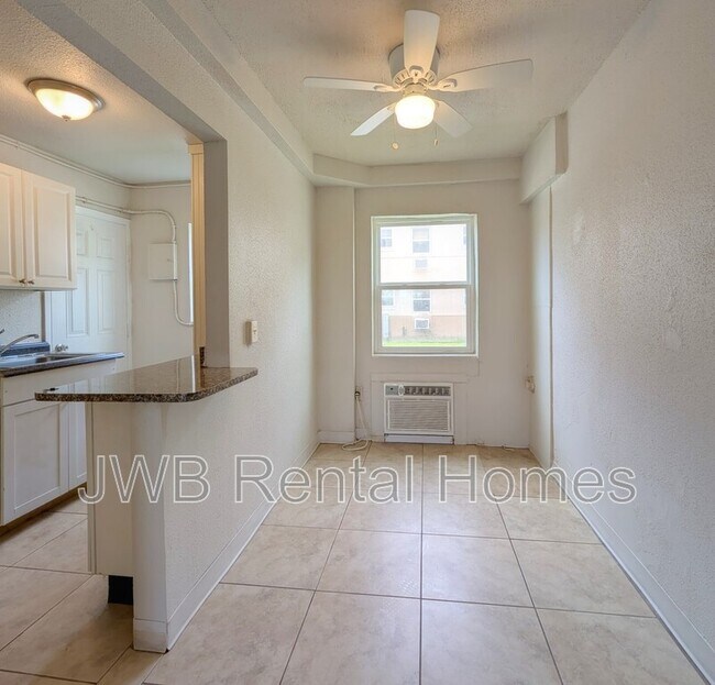 Foto del edificio - 222 16th Ave N