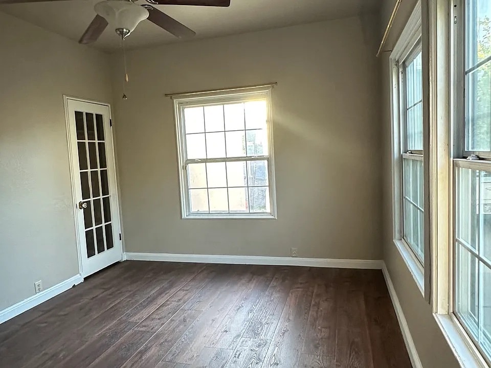 Building Photo - 575 N Yosemite Ave