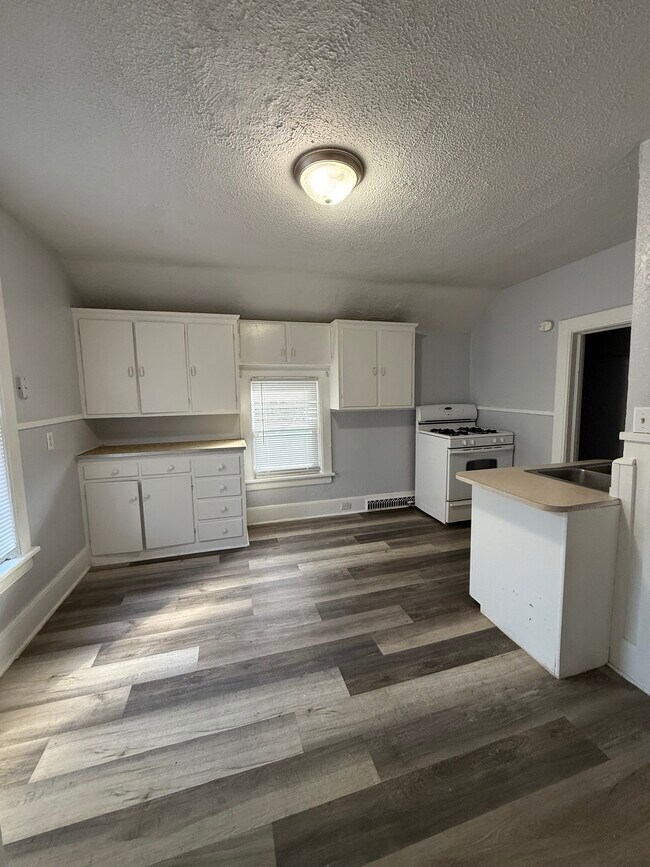 Foto del edificio - 2112 Miami St