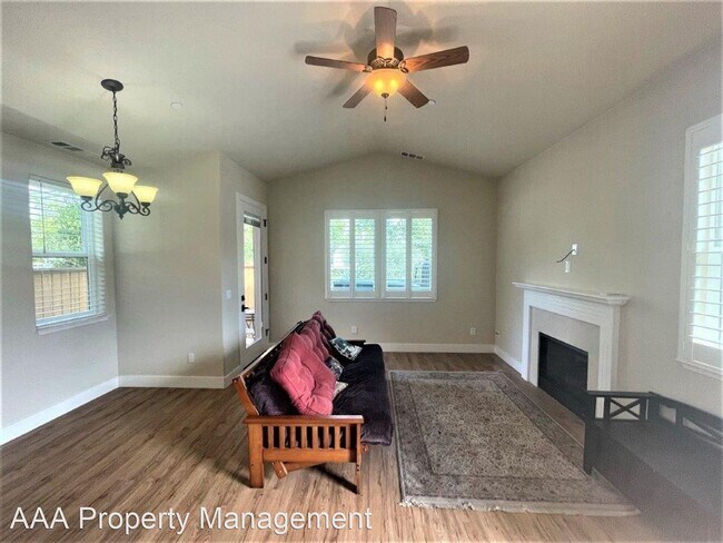 Foto del edificio - 1 br, 1 bath House - 2850 #1 Concord Blvd