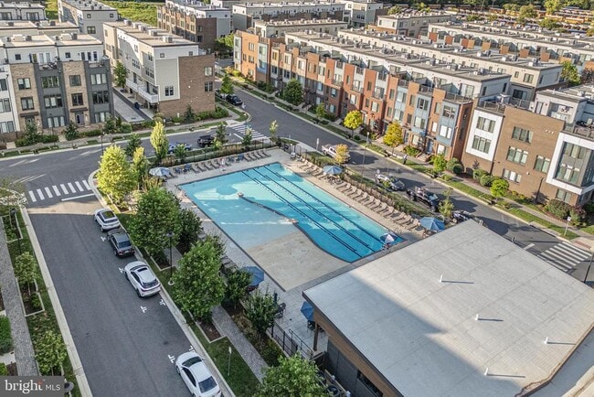 Foto del edificio - 16253 Connors Wy